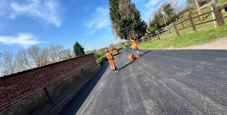 Carriageway Contractors Manchester: Reliable Road Solutions