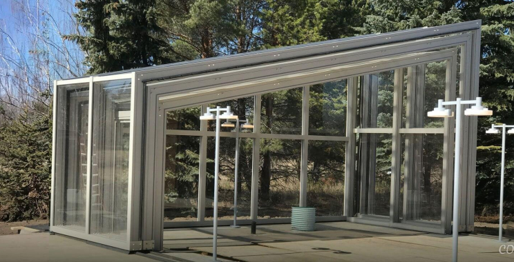 Swimming Pool Enclosures: Safe, Stylish, and Practical