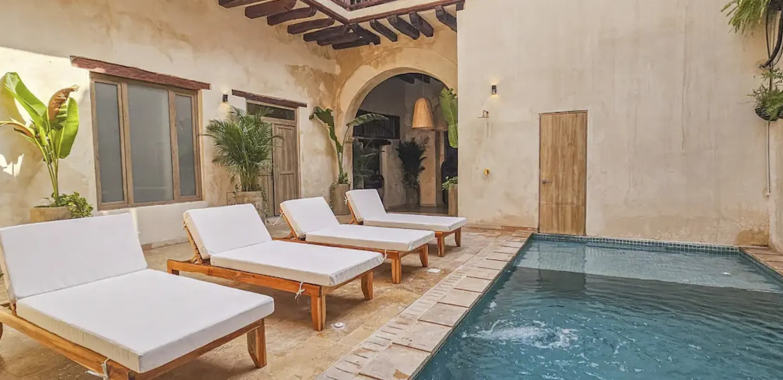 Cartagena Home Rentals: Sea-View Stays in the Old City