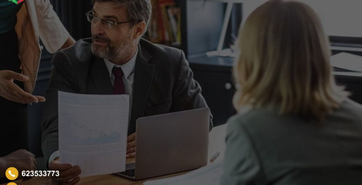 Carteles luminosos para inmobiliarias: visibilidad nocturna y profesionalidad