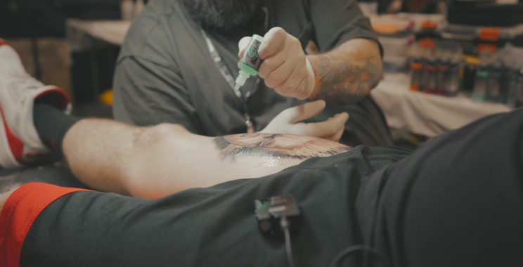 Achieve a calmer tattoo session with our soothing numbing cream