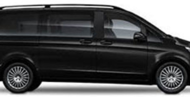 Elegant 7-Seater MPV with Driver in Worcester – Book Now