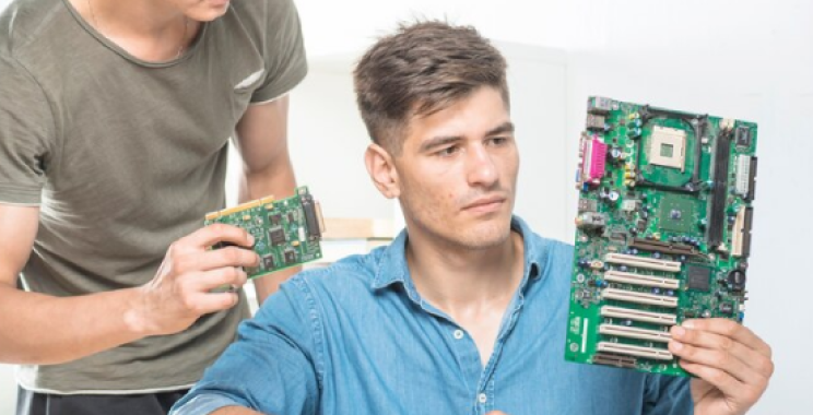 Expert Surface Mount Technology for Reliable PCB Builds