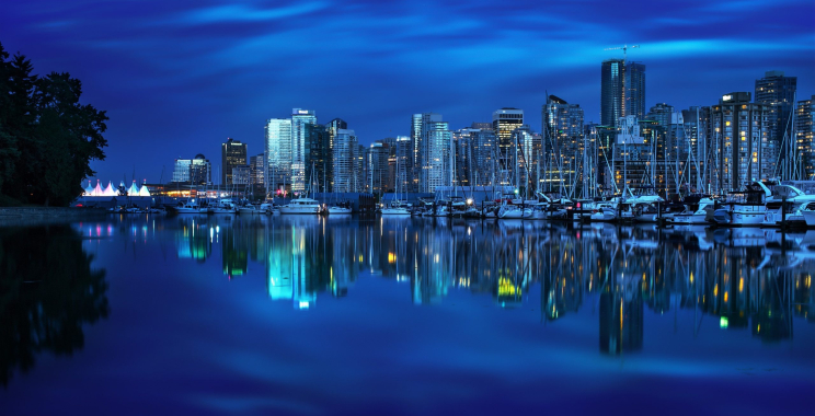 Luxury Chauffeur Service in Banff for Your Next Journey