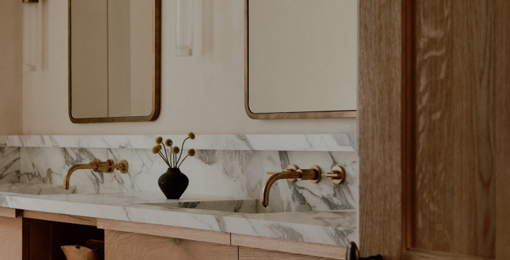 Timeless Tiles & Stone Features for Beautiful Interiors