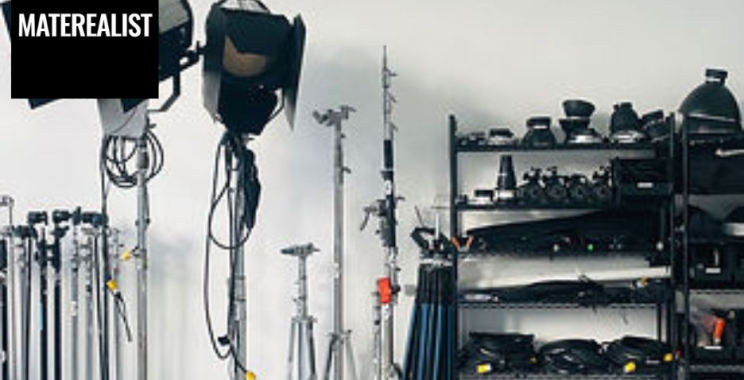 Exploring New York Fashion Lookbooks: Iconic Street Style & Studio Shots