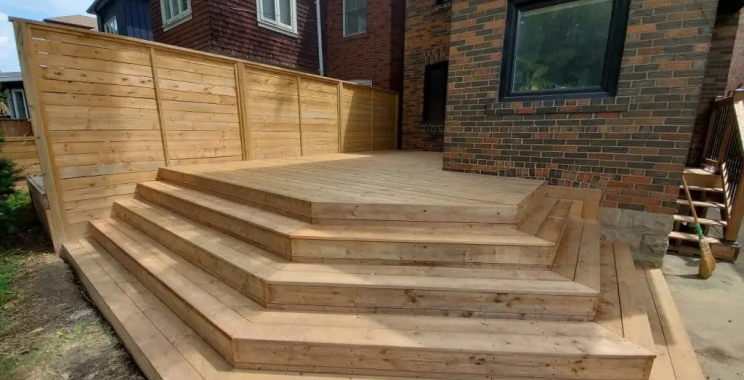 Top UK Deck Builders: Expert Craftsmanship for Your Outdoor Space
