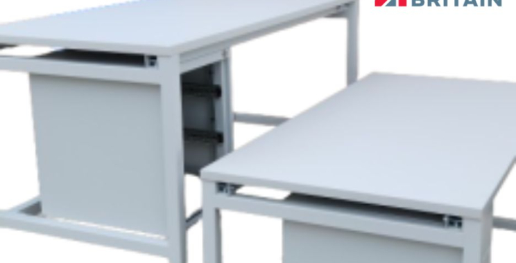 Secure, Sturdy Workbench for Precise Tasks and Clamping Power