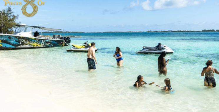 Nassau’s Beloved Island Escape: Swim With Pigs Nearby